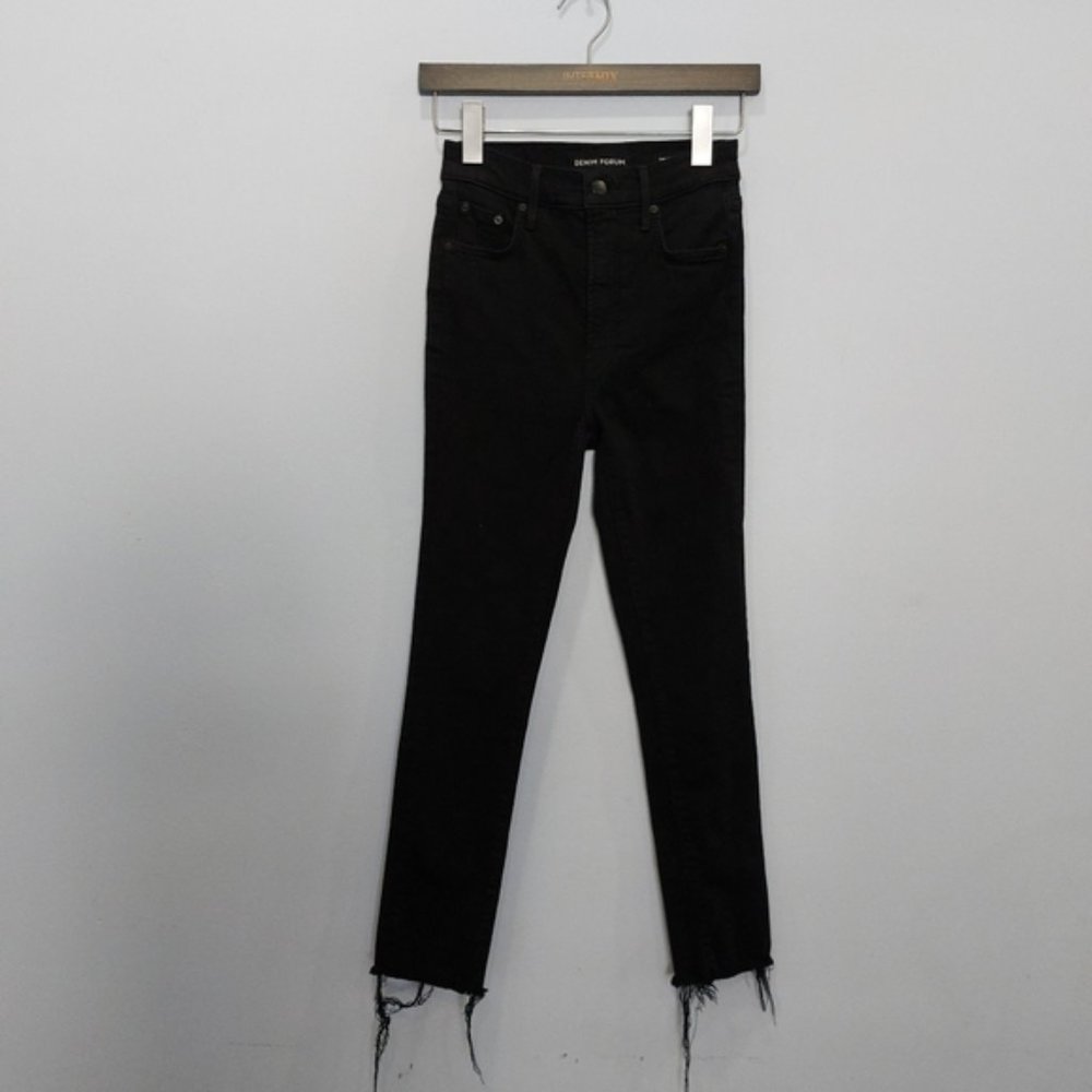 Aritzia Denim Forum Lola Hi Rise Skinny Crop Size 24